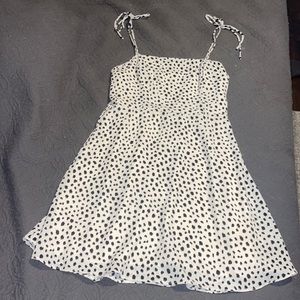 Polka dotted dress Size M